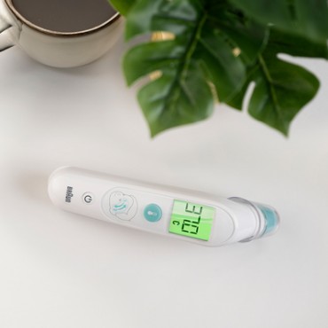Braun - Termometru de frunte TempleSwipe™, model BST200 - Taxa verde inclusa in pret 0.75 lei/buc